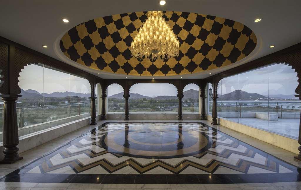 Radisson Blu Udaipur Palace Resort & Spa Facilidades foto